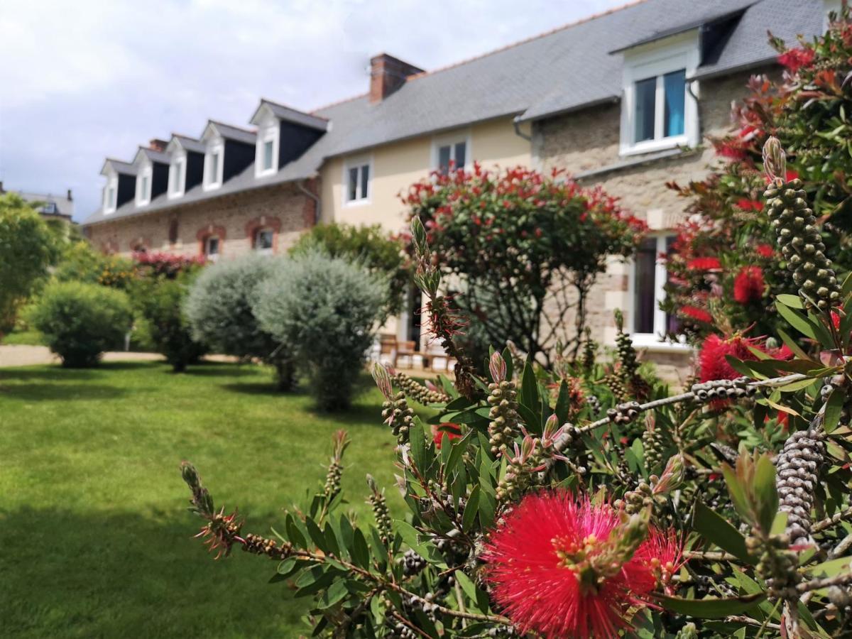 Chambres D'Hotes "Le Clos De La Baie" Paimpol Dış mekan fotoğraf