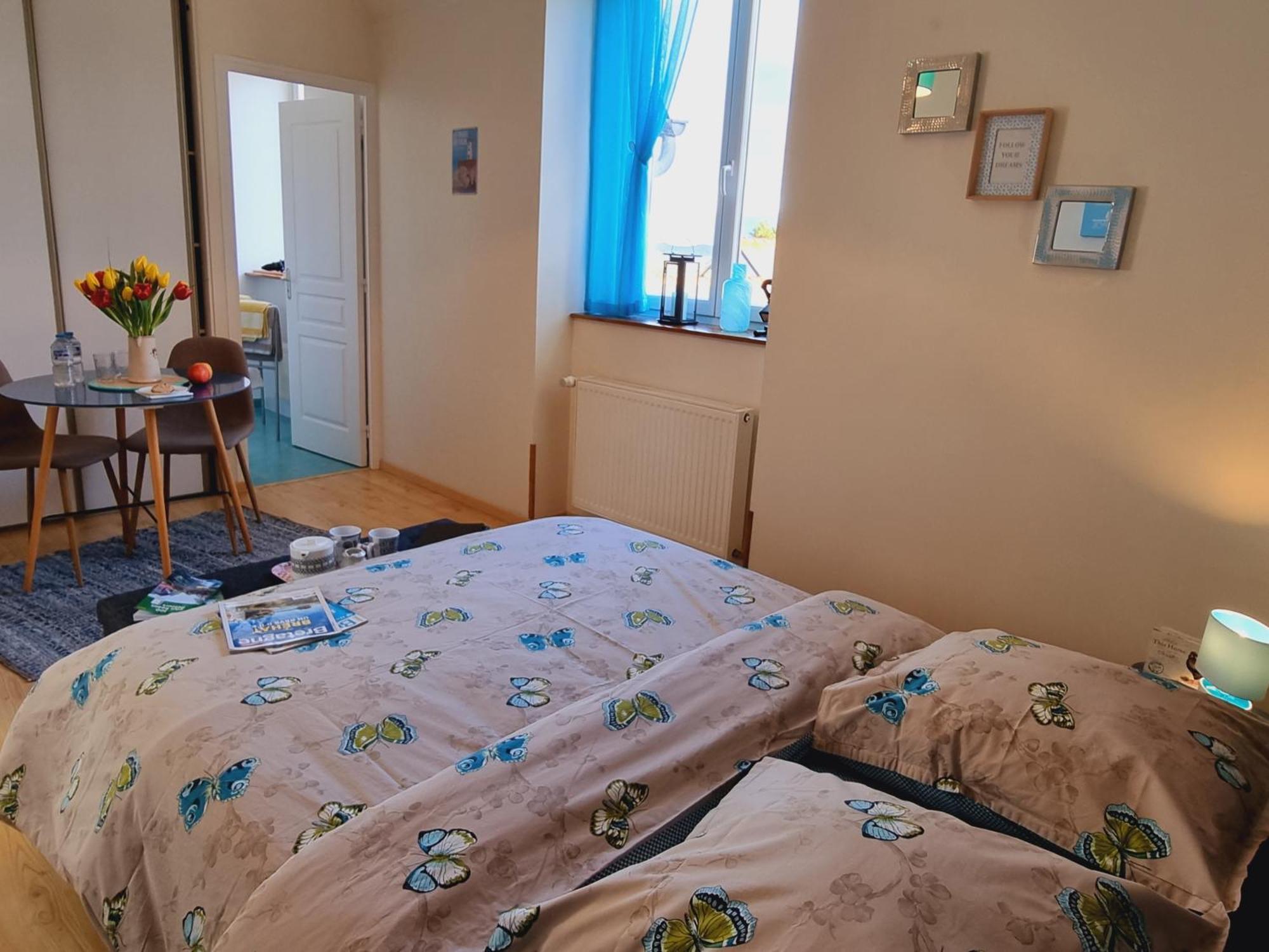 Chambres D'Hotes "Le Clos De La Baie" Paimpol Oda fotoğraf